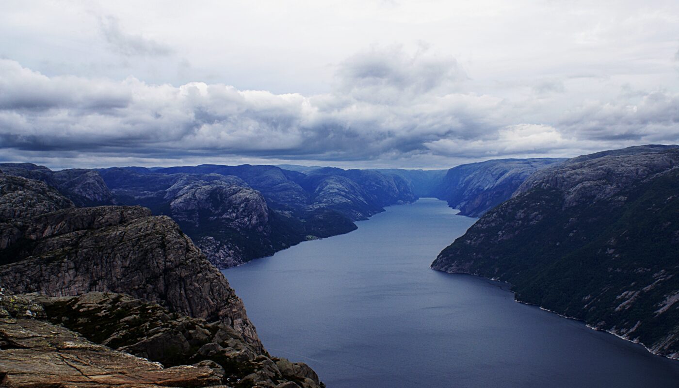 https://www.freepik.com/free-photo/beautiful-scenery-famous-preikestolen-cliffs-near-lake-cloudy-sky-stavanger-norway_9927370.htm#fromView=search&page=1&position=2&uuid=1d7d91c1-9304-42d8-ac7a-b665c15fe6c3&query=How+Fjords+Are+Formed%3A+The+Science+Behind+the+World%E2%80%99s+Most+Dramatic+Landscapes