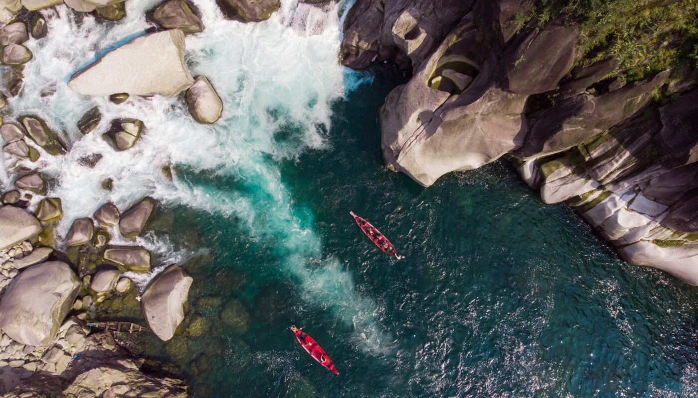 https://www.freepik.com/free-photo/aerial-shot-boats-spiti-river-near-kaza-india_13005803.htm#fromView=search&page=1&position=16&uuid=f6d96d40-f9e9-4196-b3c5-eeec2ed20f9e&query=Best+Fjords+in+the+World+for+Kayaking