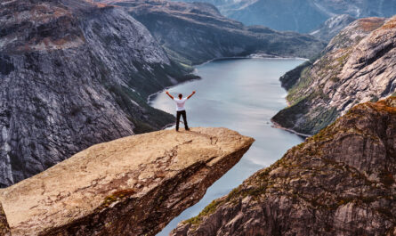 https://www.freepik.com/free-photo/tourist-man-standing-trolltunga-enjoys-beautiful-view-norwegian-fjord_29175394.htm#fromView=search&page=3&position=11&uuid=7a19e49e-f7dd-4687-8eb5-ad4478e2c362&query=The+Most+Adventurous+Things+You+Can+Do+in+Fjord+Regions