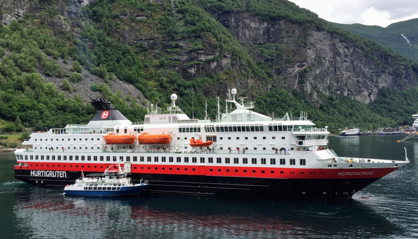 https://www.pexels.com/photo/nordnorge-passenger-ship-on-the-sea-near-a-mountain-5334308/