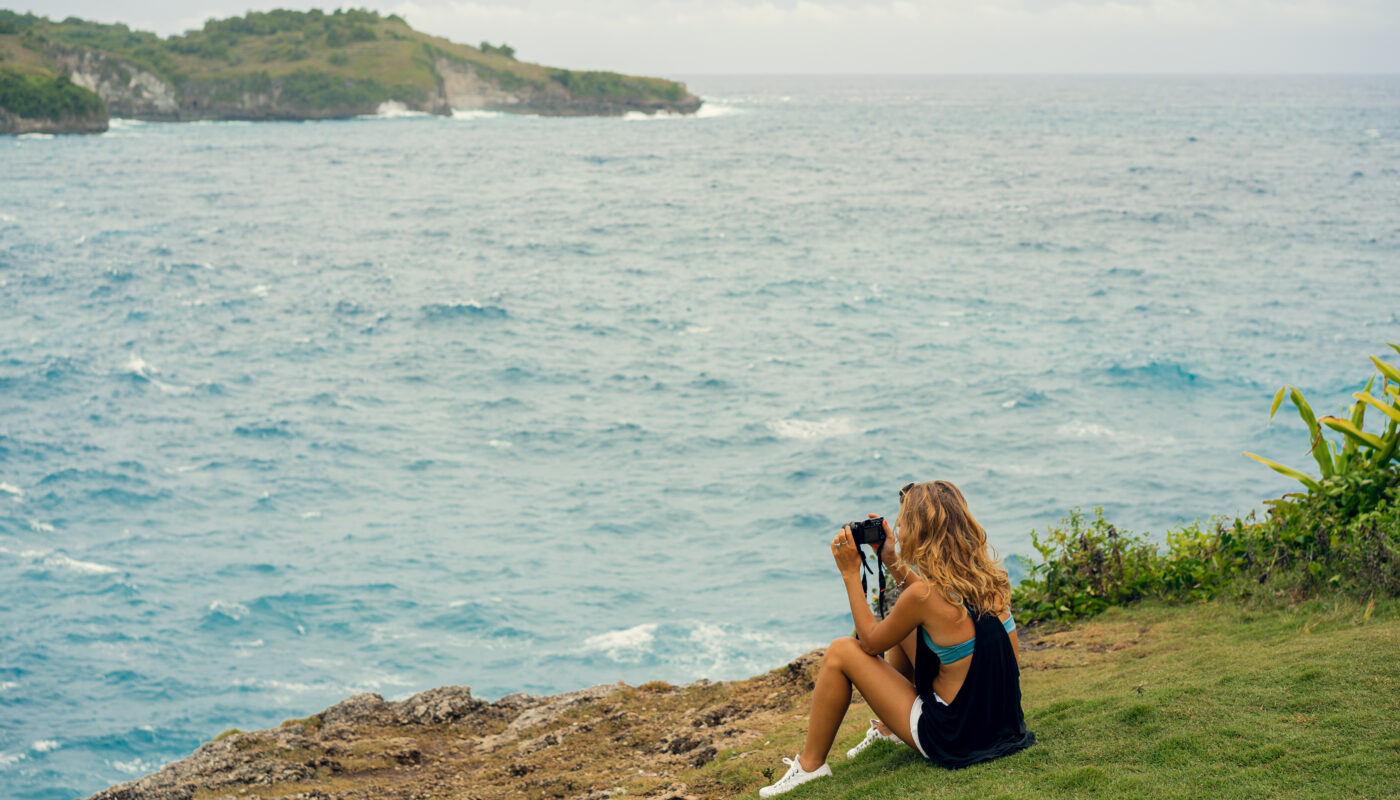 https://www.magnific.com/free-photo/young-woman-photographer-traveler-with-camera-edge-cliff-takes-pictures-nature_25061244.htm#fromView=search&page=3&position=10&uuid=4e073ab5-7e06-4d97-966e-78fb85406827&query=Summer+Fjord+Photography%3A+Dealing+with+Harsh+Light