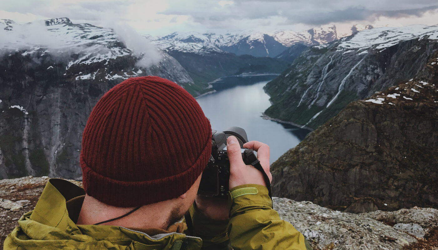 https://www.magnific.com/free-photo/man-takes-picture-gorgeous-scandinavian-landscape_1275115.htm#fromView=search&page=1&position=9&uuid=491ddf26-120f-4c9a-987c-a80f19fae391&track=ais_hybrid&query=Best+Fjord+Photography+Spots+You+Can+Reach+Easily