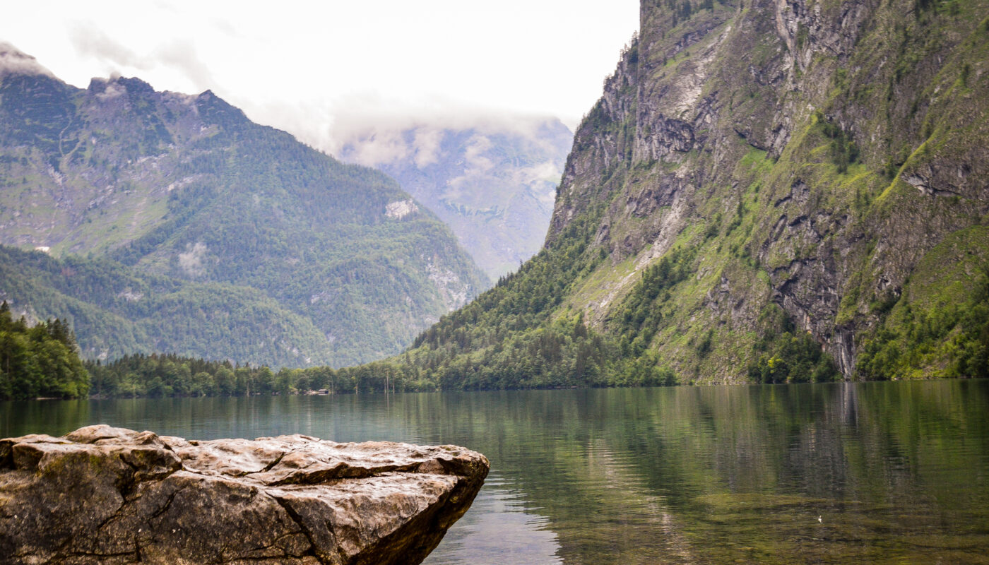https://www.magnific.com/free-photo/beautiful-view-berchtesgaden-national-park-ramsau-germany_13361853.htm#fromView=search&page=2&position=0&uuid=01d20322-08da-48d8-b7ba-b7f395b5b7c2&track=ais_hybrid&query=Hidden+Fjords+in+Norway+That+Tourists+Often+Miss