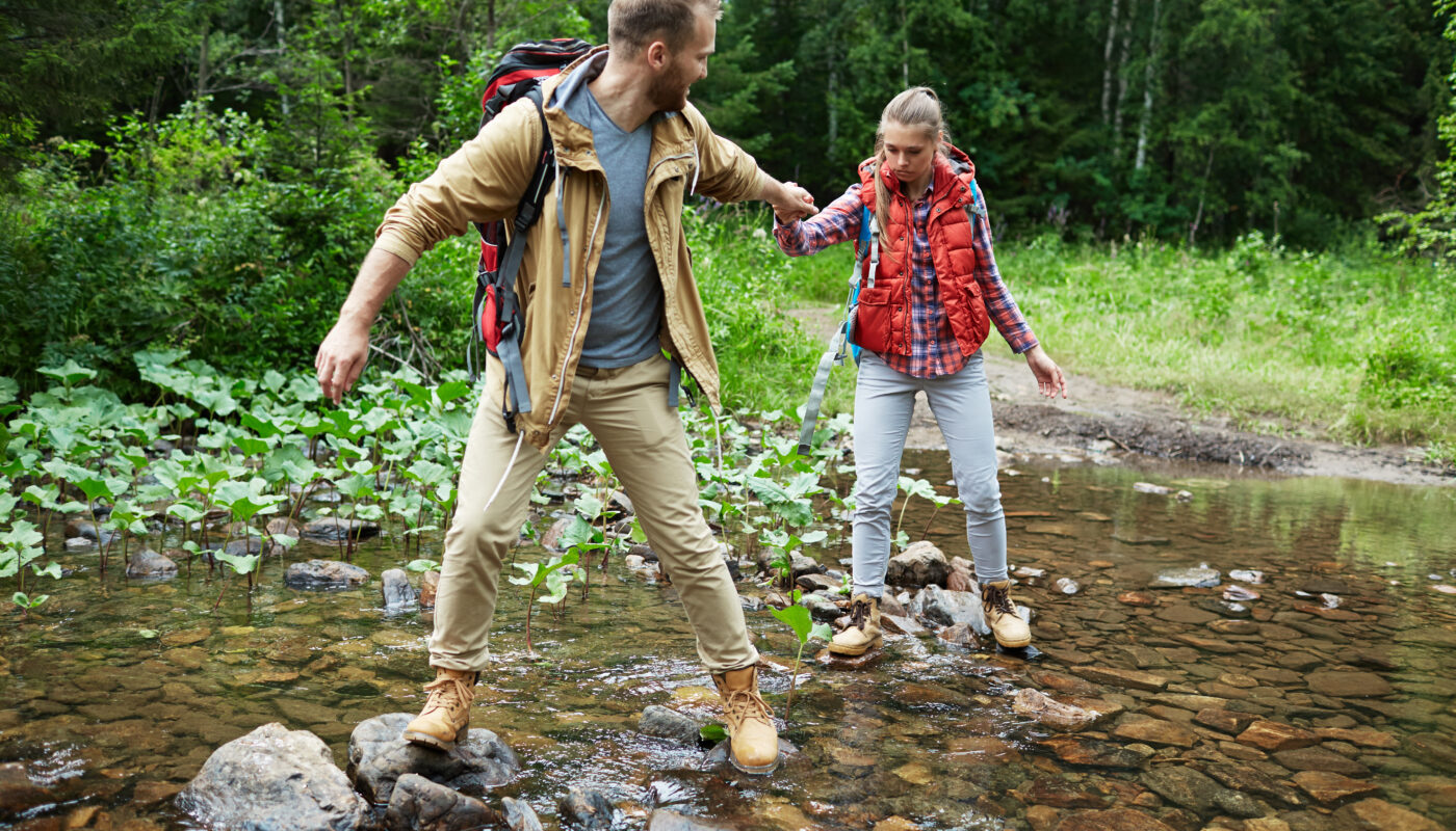 https://www.magnific.com/free-photo/hikers-passing-river_5398794.htm#fromView=search&page=2&position=30&uuid=1d2b574d-d767-4fd5-83f1-40a04883e24a&track=ais_hybrid&query=Hiking+in+the+Fjords+with+Kids%3A+What%E2%80%99s+Realistic%3F