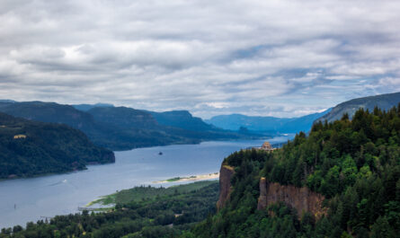 https://www.magnific.com/free-photo/mountains-landscape-cloudy-day_13126249.htm#fromView=search&page=1&position=4&uuid=771038c5-2d8b-48cf-aca1-a27a7415f4de&track=ais_hybrid&query=Are+Fjords+Still+Forming+Today%3F