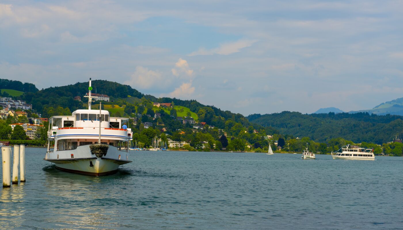 https://www.magnific.com/free-photo/touristic-ship-sailing-sea-near-switzerland_10809641.htm#fromView=search&page=1&position=24&uuid=1670204b-7e44-4c03-9626-e565c7612708&track=ais_hybrid&query=Fl%C3%A5m+Fjord+Cruise%3A+What+You%E2%80%99ll+See+and+Is+It+Worth+It%3F